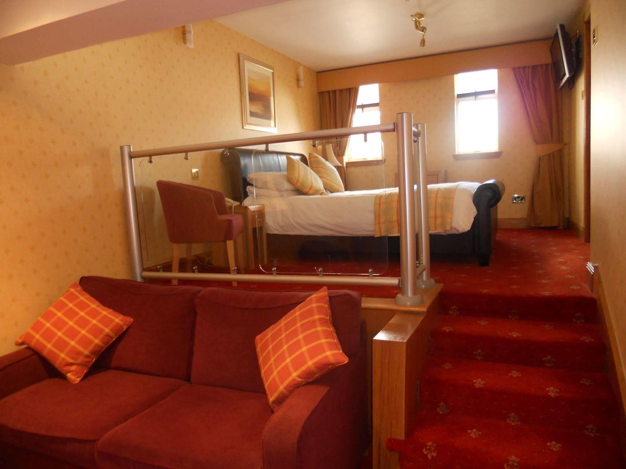 Leapark Hotel Grangemouth Exteriér fotografie